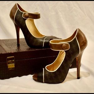 L.A.M.B. 1950’s inspired button strapped heel